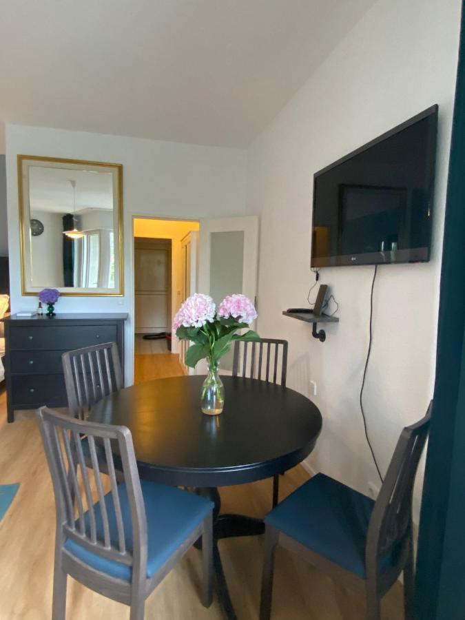 Beautiful Apartment With Balcony Berlin Luaran gambar