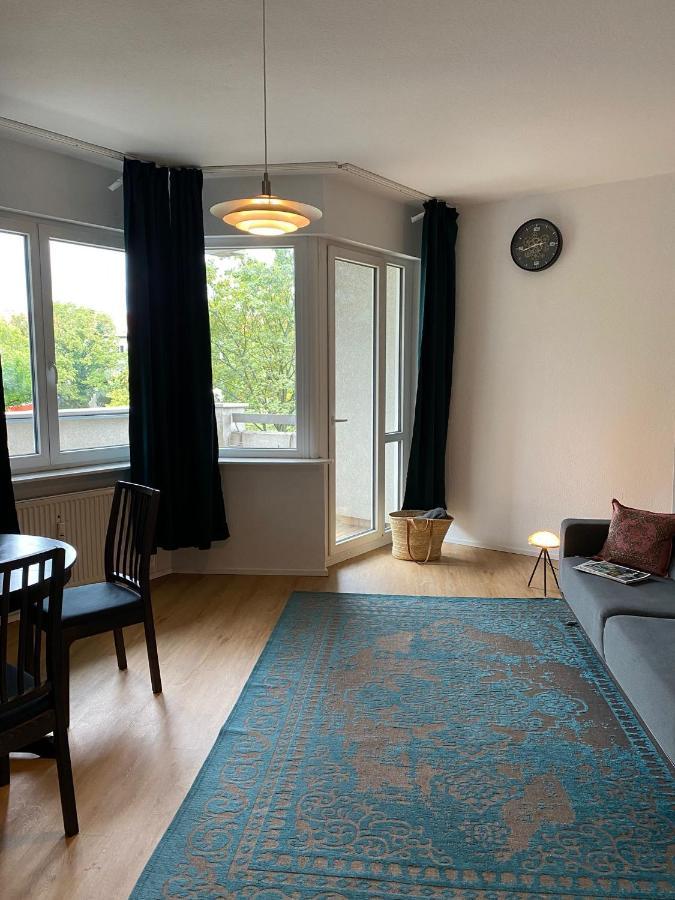 Beautiful Apartment With Balcony Berlin Luaran gambar